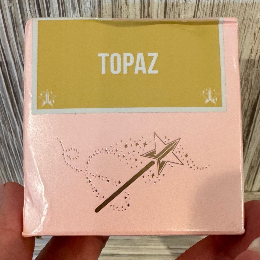Jeffree Star Magic Star Luminous Setting Powder Topaz NIB
